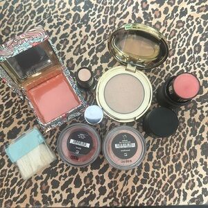 Brand new blush and highlighter minis set